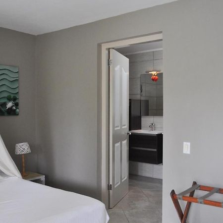 Hibiscus Beach House Jan Thiel Екстер'єр фото