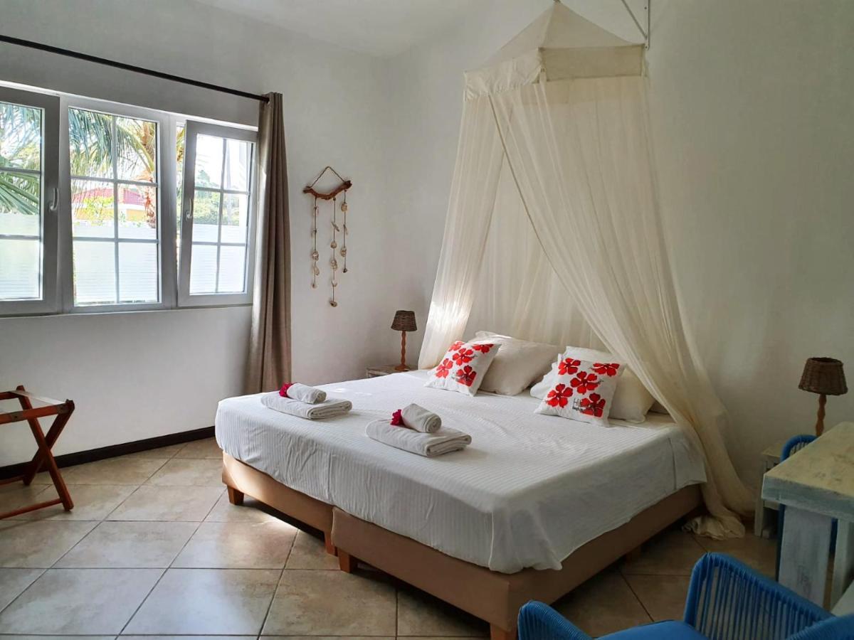 Hibiscus Beach House Jan Thiel Екстер'єр фото