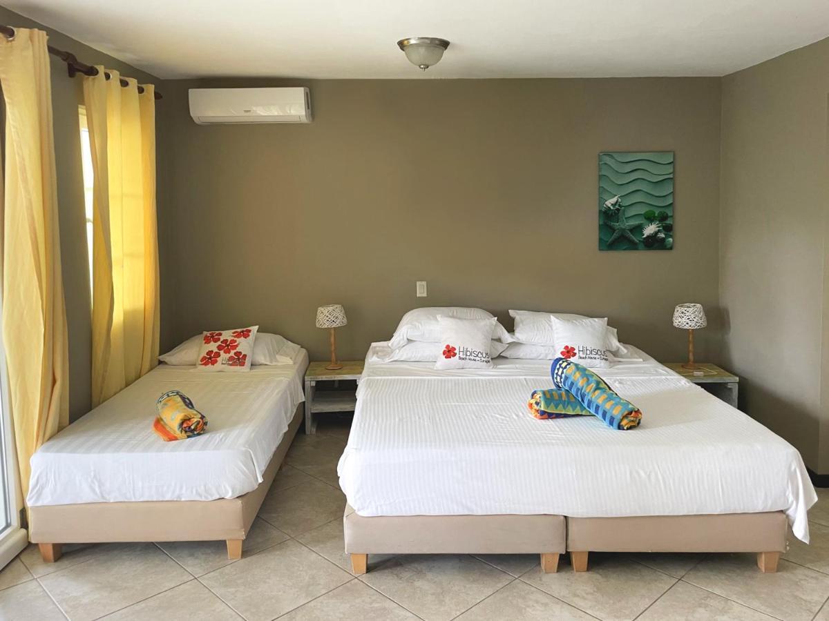 Hibiscus Beach House Jan Thiel Екстер'єр фото